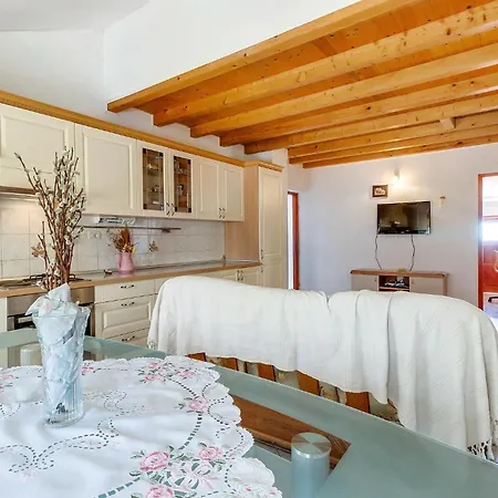 Apartment Nice In With Wifi Cunski